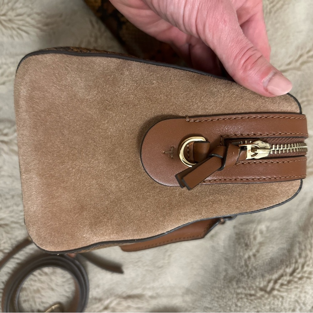 Tory Burch Tan and Brown Snake Print Crossbody Bag Set - Picture 5 of 10